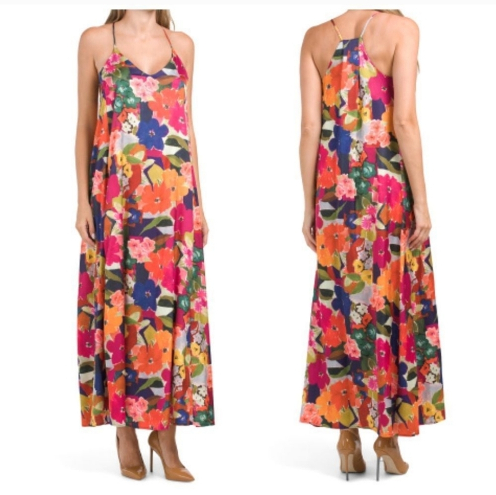 Nicole Miller Floral Maxi dress with pockets!